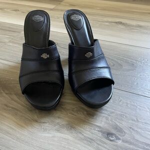 Harley Davidson mule clogg style heels studded black